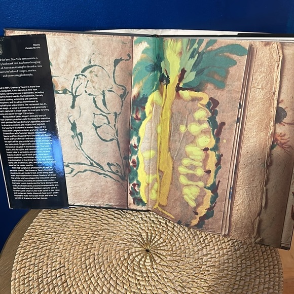 The Gramercy Tavern Cookbook
Book by Dorothy Kalins and Michael Anthony - Picture 3 of 4